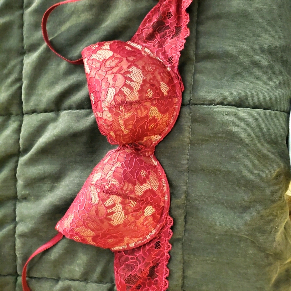 34DD Victoria's Secret Bra